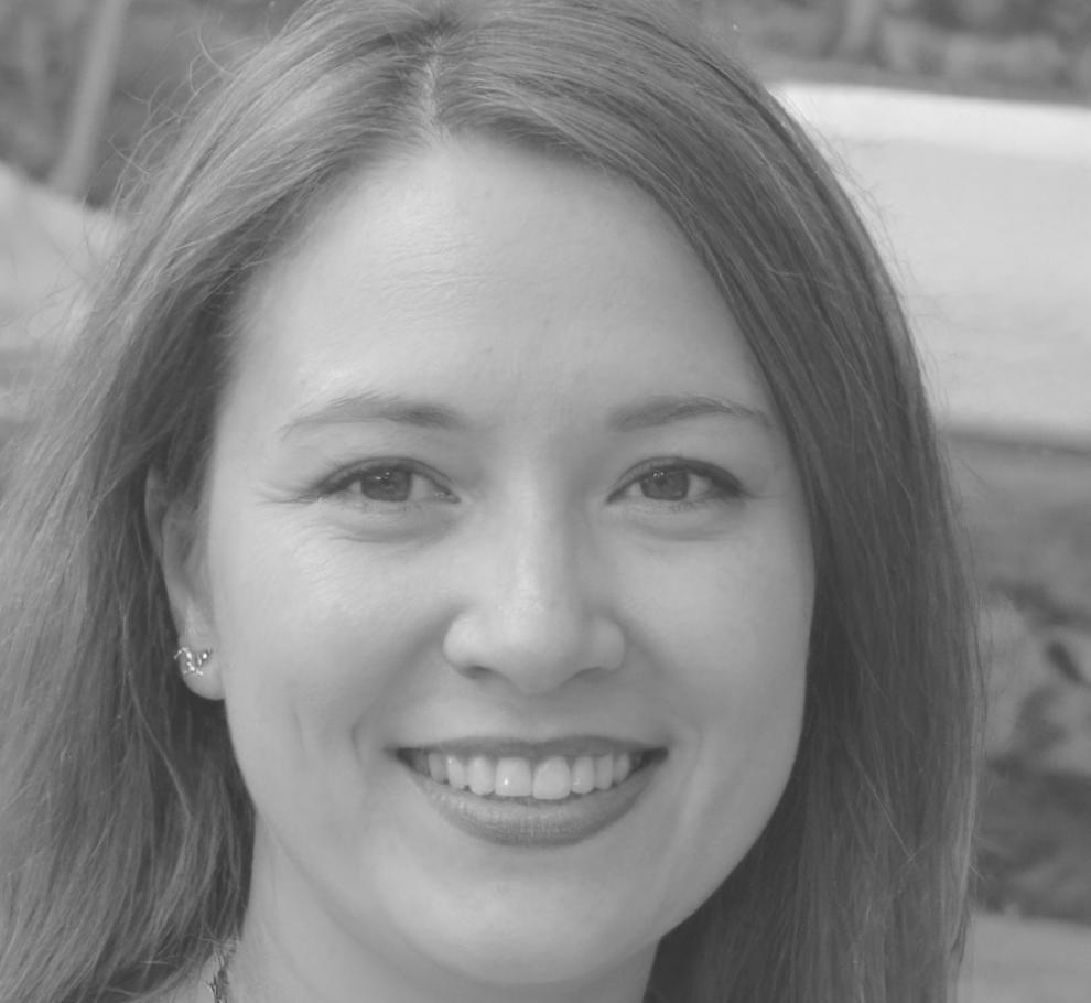 Senna Olsen, Financial Planning Specialist
